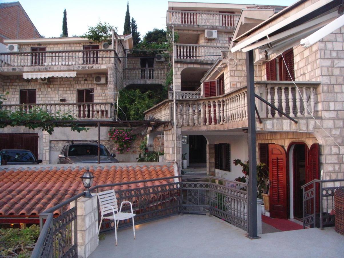 Apartments Grispolis Tivat Extérieur photo
