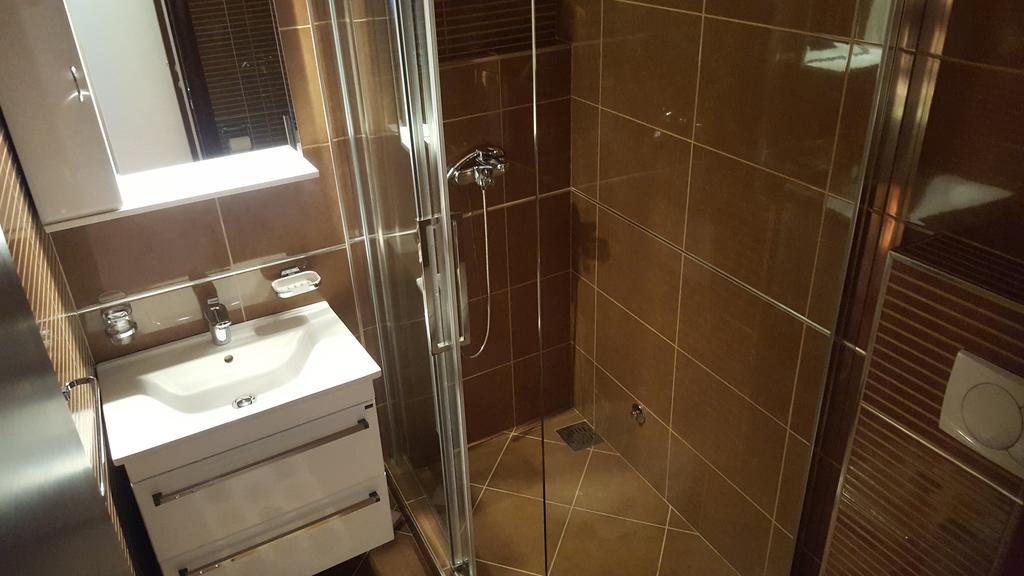 Apartments Grispolis Tivat Extérieur photo