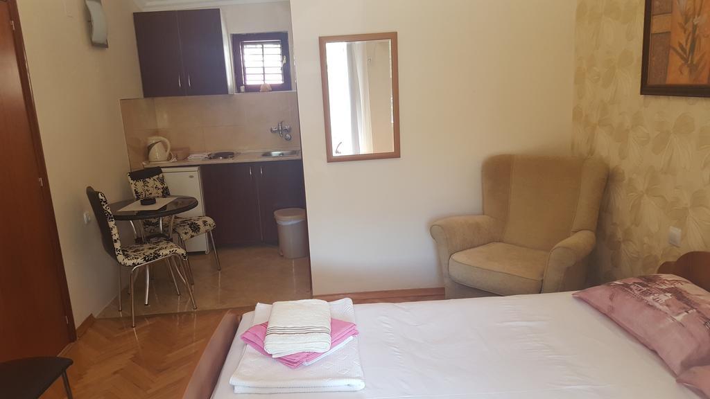 Apartments Grispolis Tivat Extérieur photo