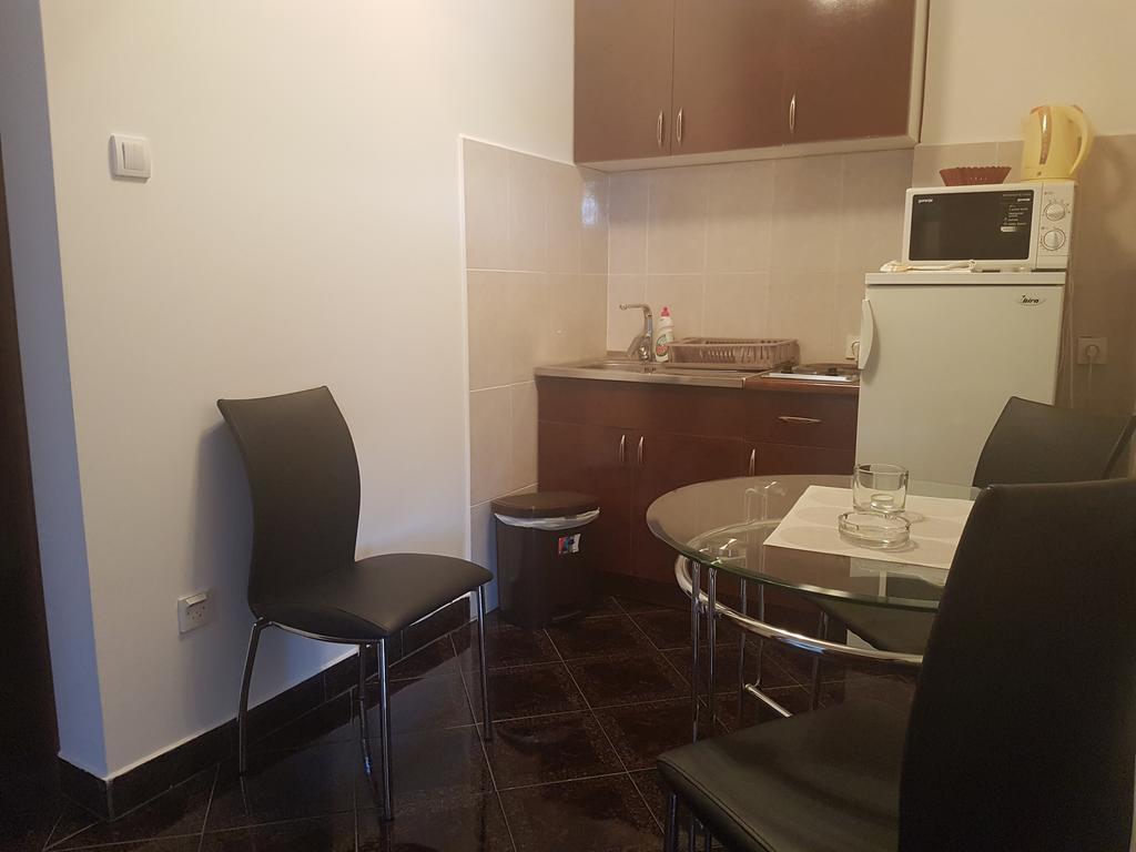 Apartments Grispolis Tivat Extérieur photo